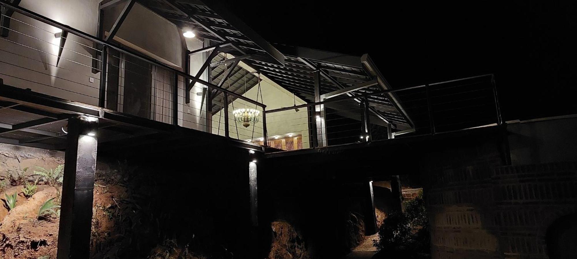 Hotel Ella Nine Peaks Exterior foto